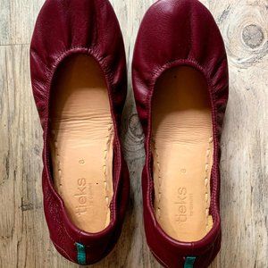 Tieks Size 8 EUC